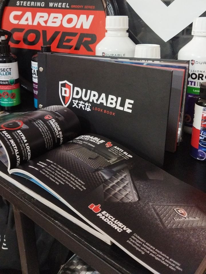 Panduan Lengkap Memilih Cover Mobil: Dari Material 5 Lapis Hingga Fitur Anti-Baret